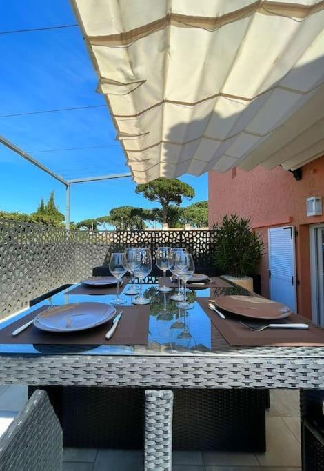 Studio Climatise, Terrasse, Parking Prive, 50M De La Plage Saint-Tropez Exterior foto