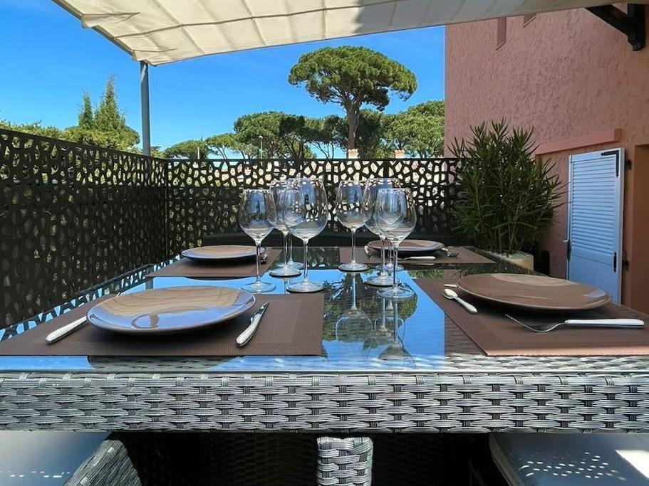 Studio Climatise, Terrasse, Parking Prive, 50M De La Plage Saint-Tropez Exterior foto